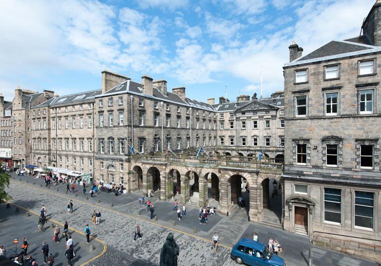 Parliament Sq 12 Royal Mile Appartement Edinburgh