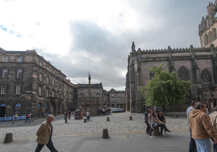 Parliament Sq 12 Royal Mile * Édimbourg